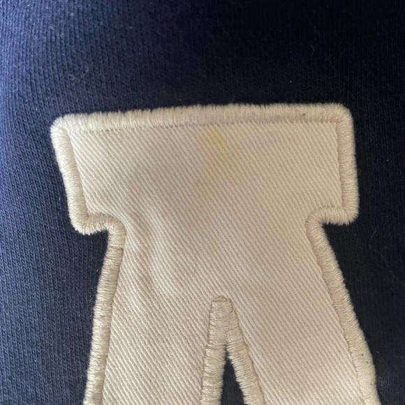 Y2K Gap Crewneck - Picture 4 of 4